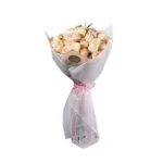 İthal Güllerden Oluşan Sade Zarif Gül Buketi