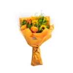 Ayçiçeği, Turuncu Gül, Yeşil Krizantemlerden Oluşan Buket